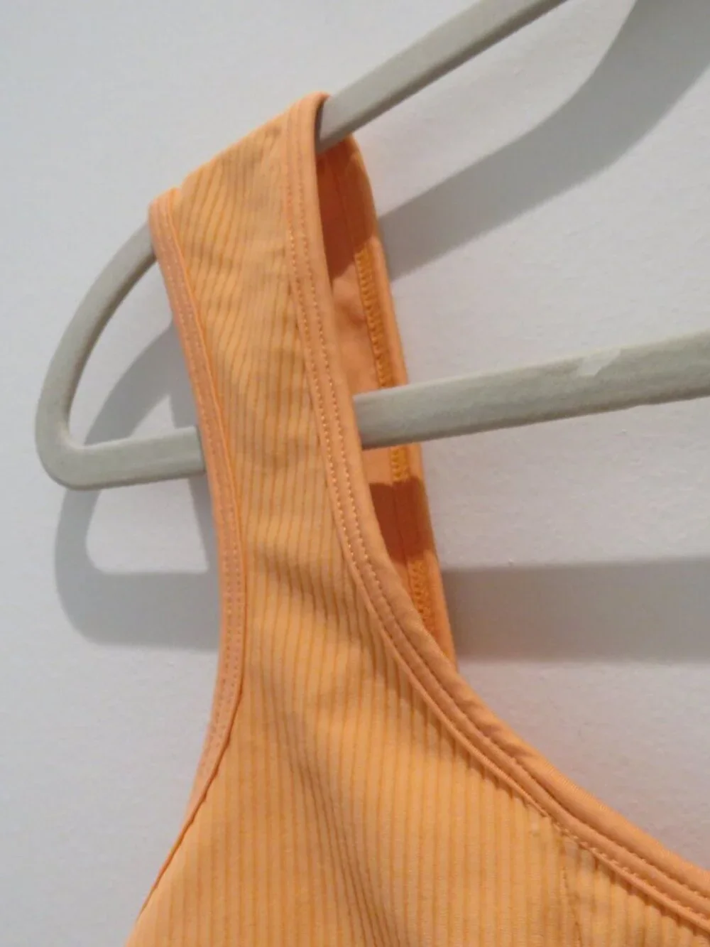 FRANKIES BIKINIS Drew Ribbed Bikini Top Citrus Large Vacation Feminine Stretch